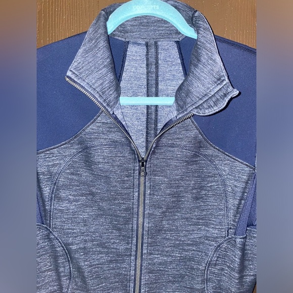 Lululemon Jacket - Picture 2 of 9